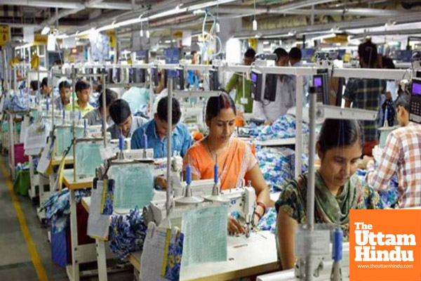 Indias textile & apparel exports clock 7 pc growth at $21.36 bn in April-October